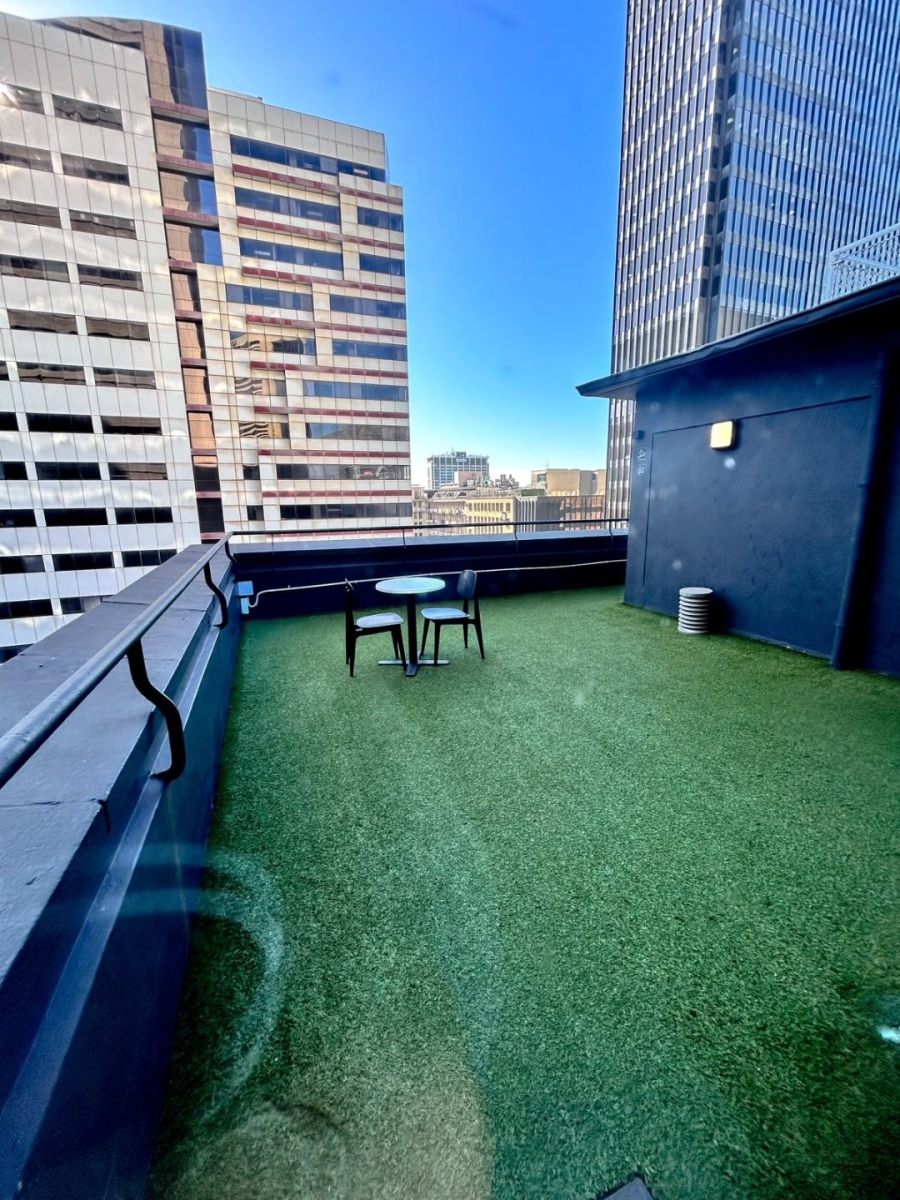 1 Bedroom Property for Sale in Cape Town City Centre Western Cape